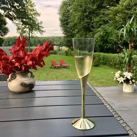 Holiday Home With 1 Bedroom Dom wakacyjny Neuruppin