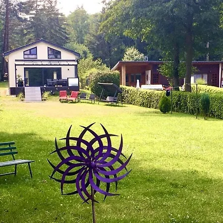 Holiday Home With 1 Bedroom *