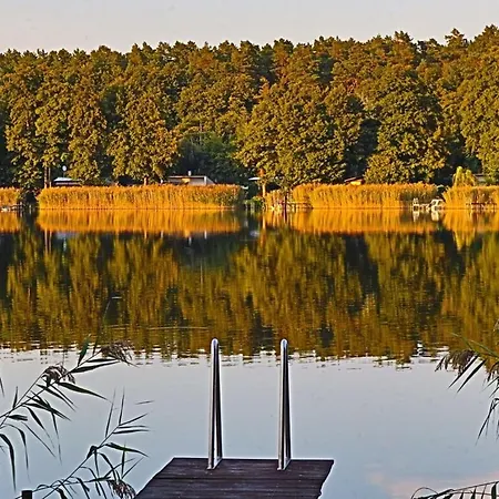 With 1 Bedroom Сasa de vacaciones Neuruppin